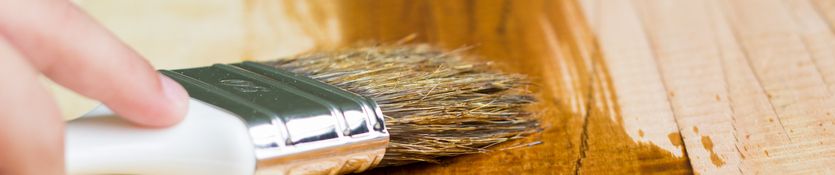 Solventes utilizados en la industria de carpintería